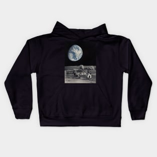 Dancing In The Moonlight - Space Aesthetic, Retro Futurism, Sci Fi Kids Hoodie